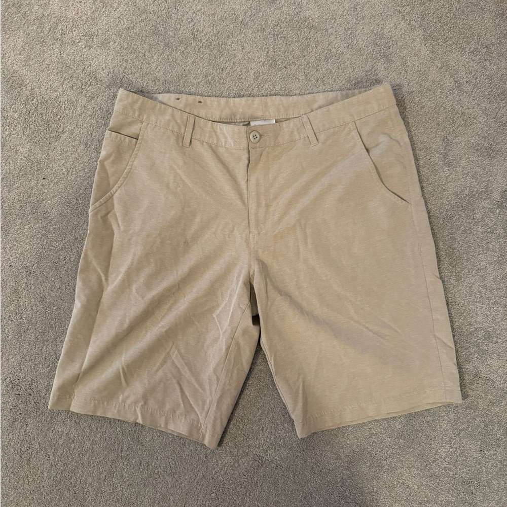 Columbia Men's Tan Flat Front Shorts